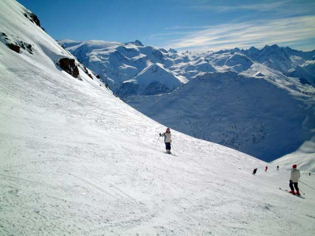 Skiing in Vaujany, Alpe d'Huez